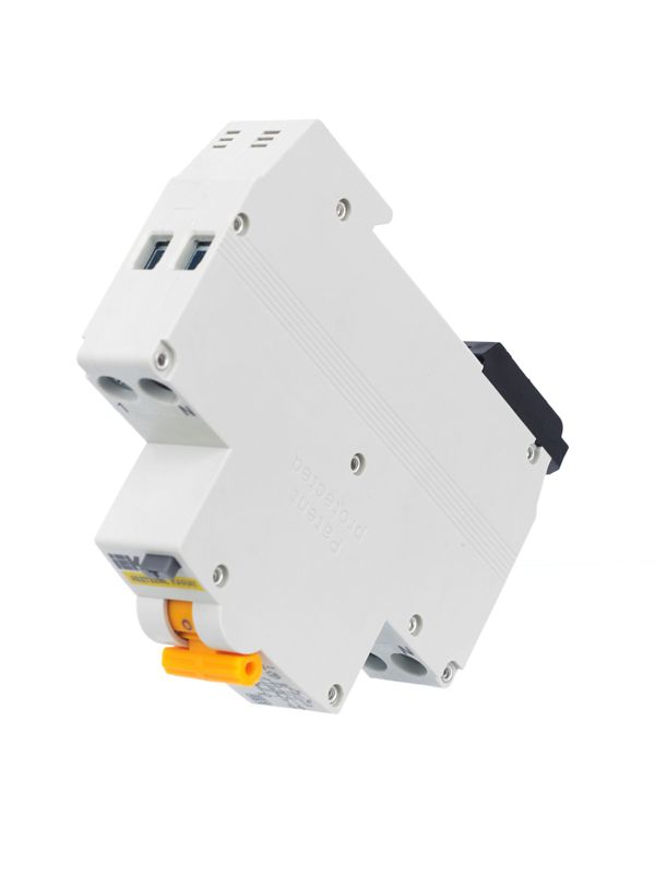 Выключатель автоматический дифференциального тока B 16А 30мА тип A АВДТ32ML KARAT IEK MVD12-1-016-B-030-A