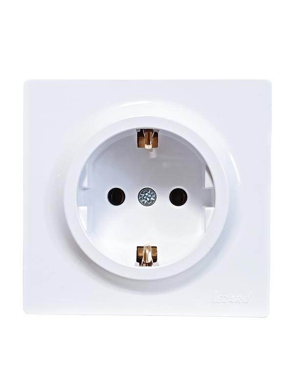 Розетка 1-м ОП LETO с заземл. ПБТ бел. LEZARD 752-0200-122B