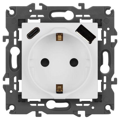 Розетка Elegance 14-4108-01М 16A 250В 2P+E защ. шторки с USB type-A+C 3А 5В матов. бел. Эра Б0067710