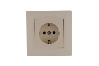 Розетка 1-м Karea RIZZ с заземл. керамика крем Makel 88010008