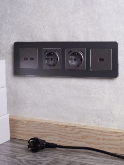 Розетка BRITE USB A+A 3.1А РЮ10-1-БрС механизм сталь IEK BR-U21-D31-K46