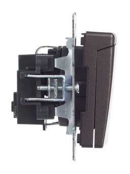 Розетка BRITE РСбш10-3-БрТБ 16А IP20 с заземл. защ. шторки с крышкой механизм бронза IEK BR-R16-16-K45