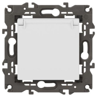 Розетка Elegance 14-2103-01М 16А 250В 2P+E Schuko защ. шторки с крышкой матов. бел. Эра Б0065808