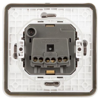 Розетка Эксперт 11-2522-01 2P+E IP55 шторки 16А-250В СУ бел. Эра Б0063281