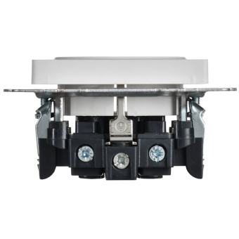 Розетка BRITE РС14-1-0-БрАБ 16А с заземл. защ. шторки механизм арктич. бел. IEK BR-R14-16-K91