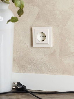 Розетка 1-м СП BRITE РС11-1-0-БрЖ 16А с заземл. без защ. шторки механизм жемчуж. IEK BR-R11-16-K36